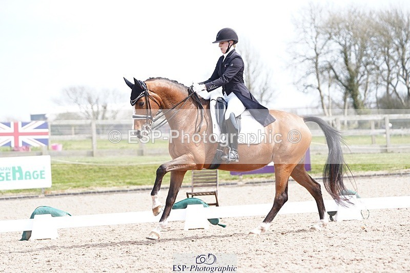 250403-135632-02803 - 029-Charlotte.Dicker-Catherston.Timeless