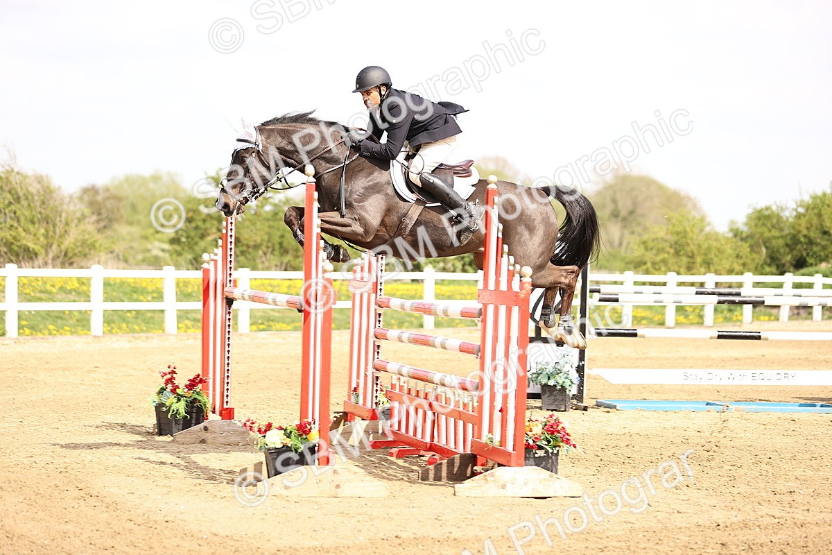 - Class 13 - Senior Foxhunter - 1.20m
