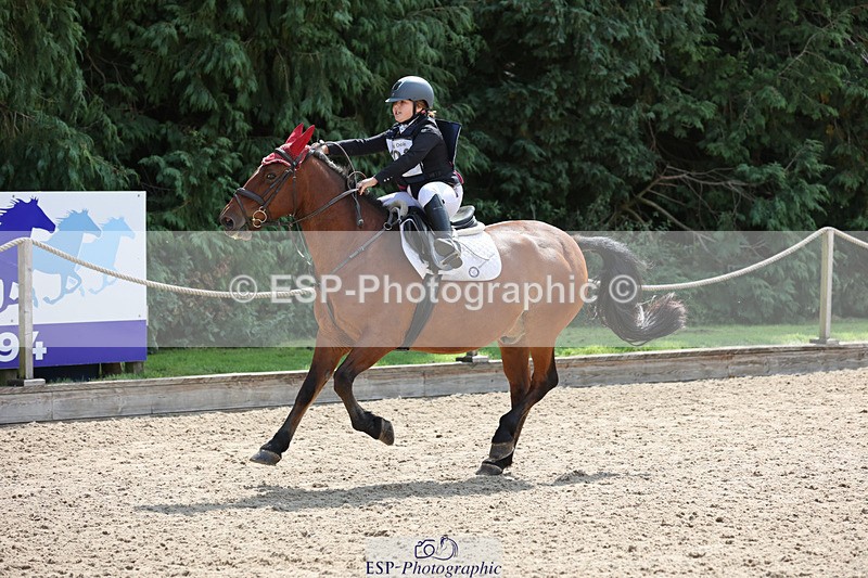 240823X-121105-16700 - 60cm R1 11.30 to 13.30