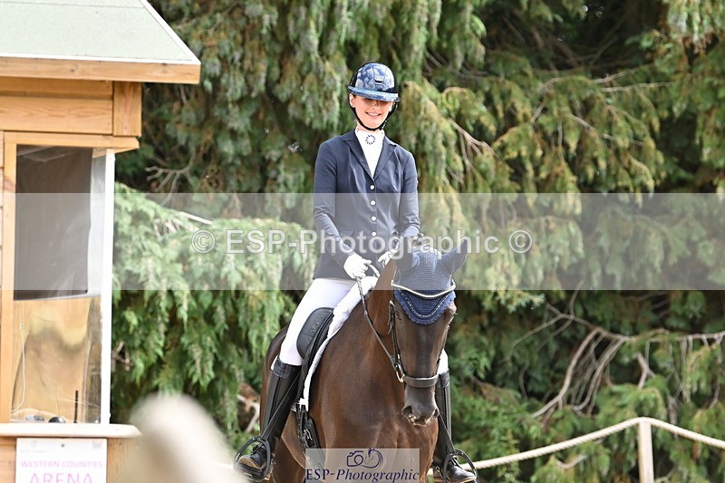 250808A-154542-01433 - 059-Emily.RowlandNewton.Dagenham