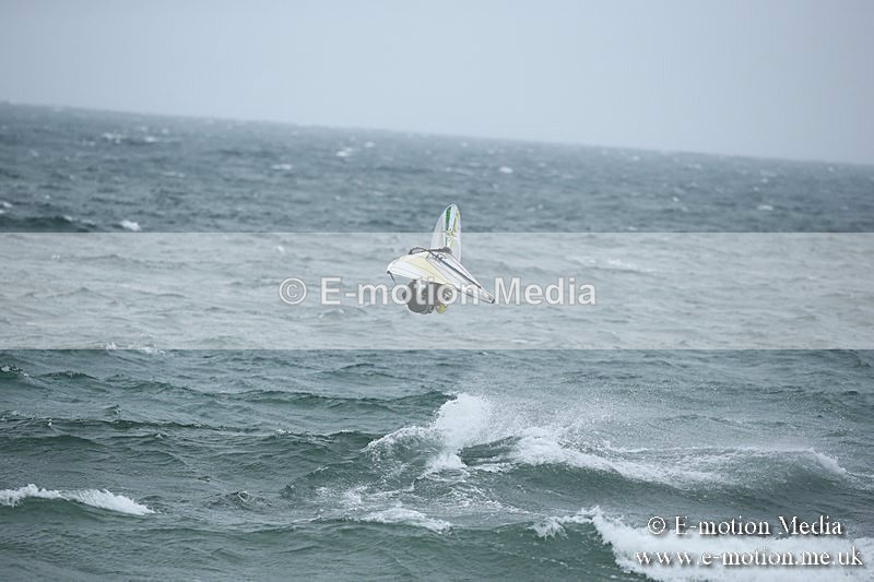 WS 150913-97 - Windsurfing