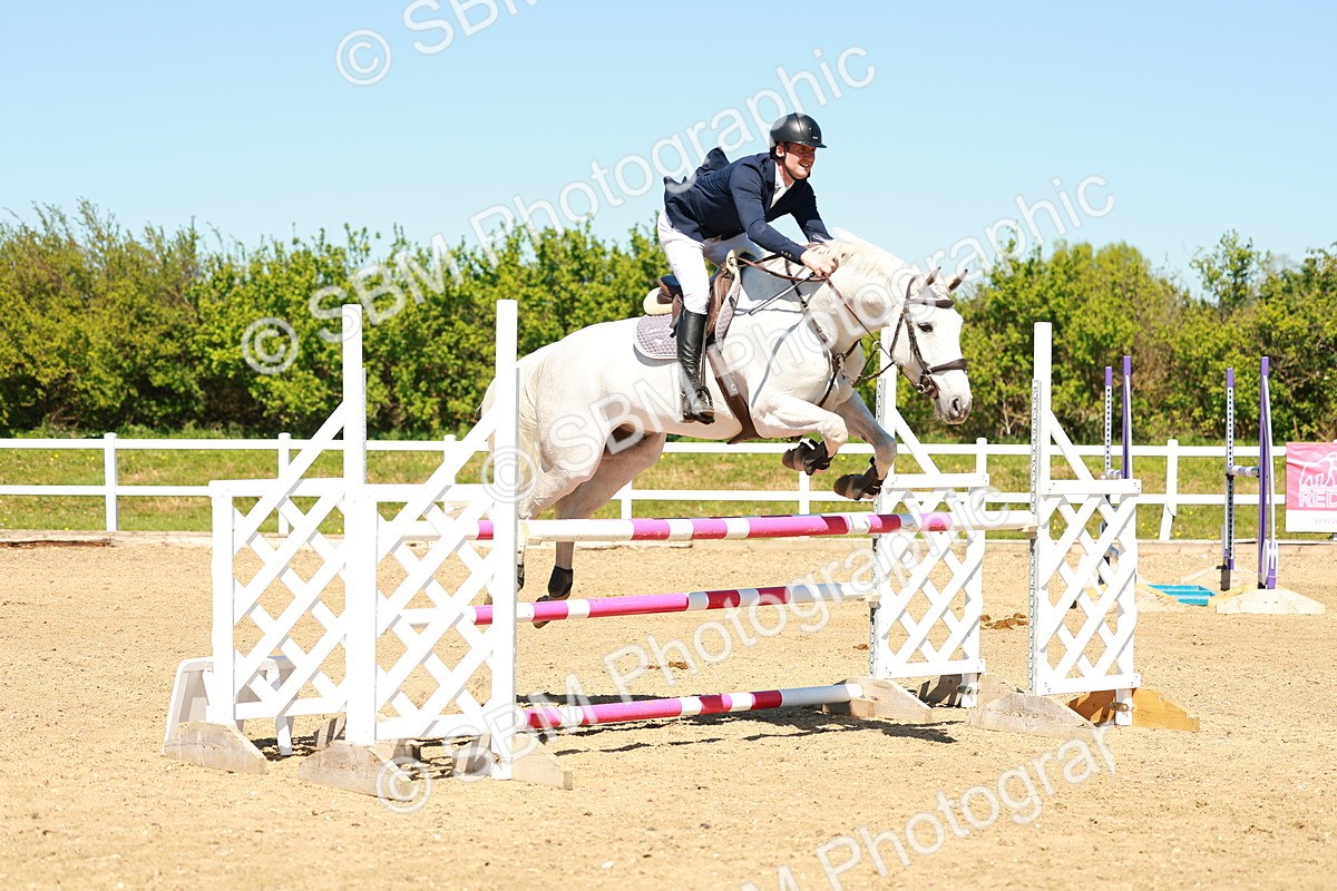 SBM_001412 - Class 4 - Senior Newcomers 1.10m