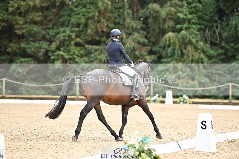 250808A-141002-00811 - 065-Jenny.Lo-VelPrince.T