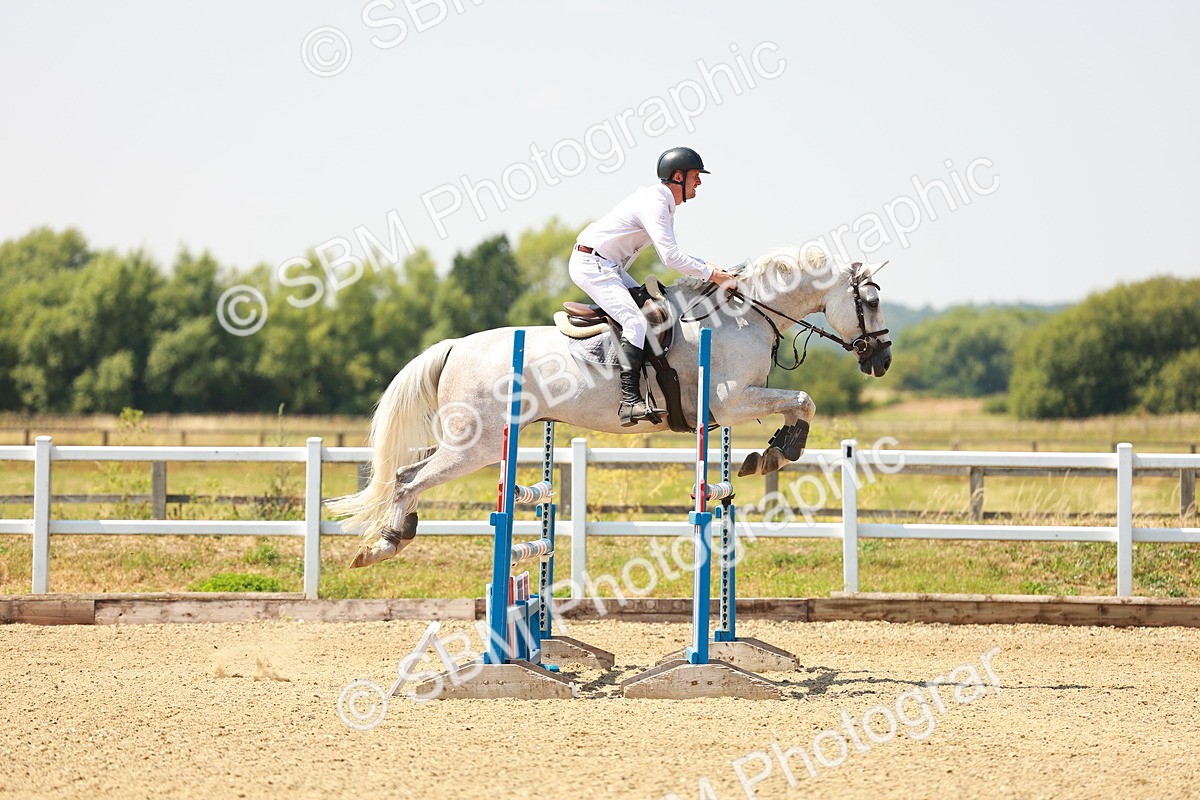 SBM_001946 - Class 5 - Senior Foxhunter - 1.20m