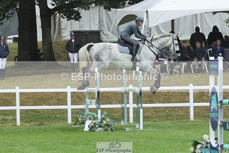 250830A-130915-06573 - Cls 16 Snr Newcomers and 1.10m Open