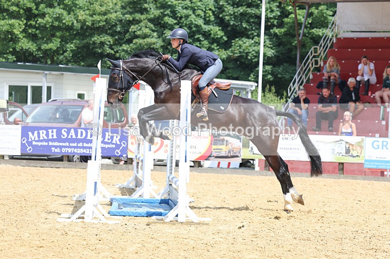 3E7A5799 - Class 5: Senior 95cm