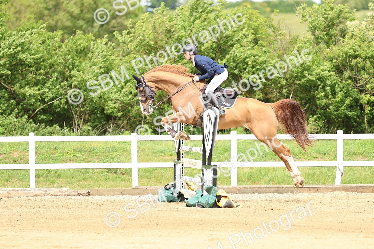 SBM_001006 - Class 4 - Senior Newcomers - 1.10m