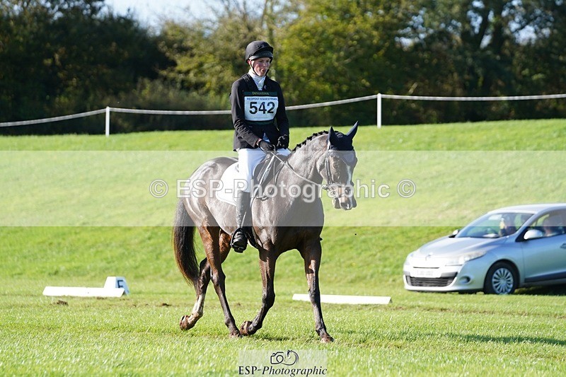 241025-105950-06100 - 542-Tommy.Marsden-HARD.KNOCK.LIFE