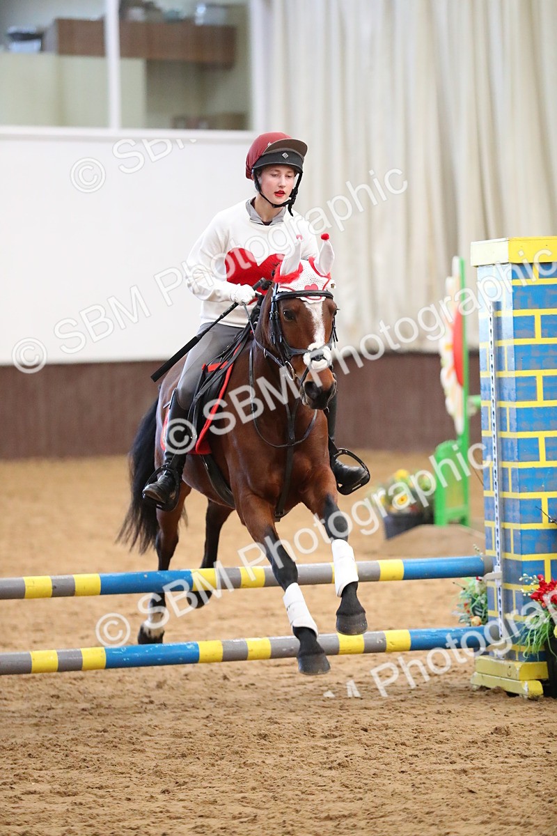 SBM_001832 - Class 3 - Horse & Hound