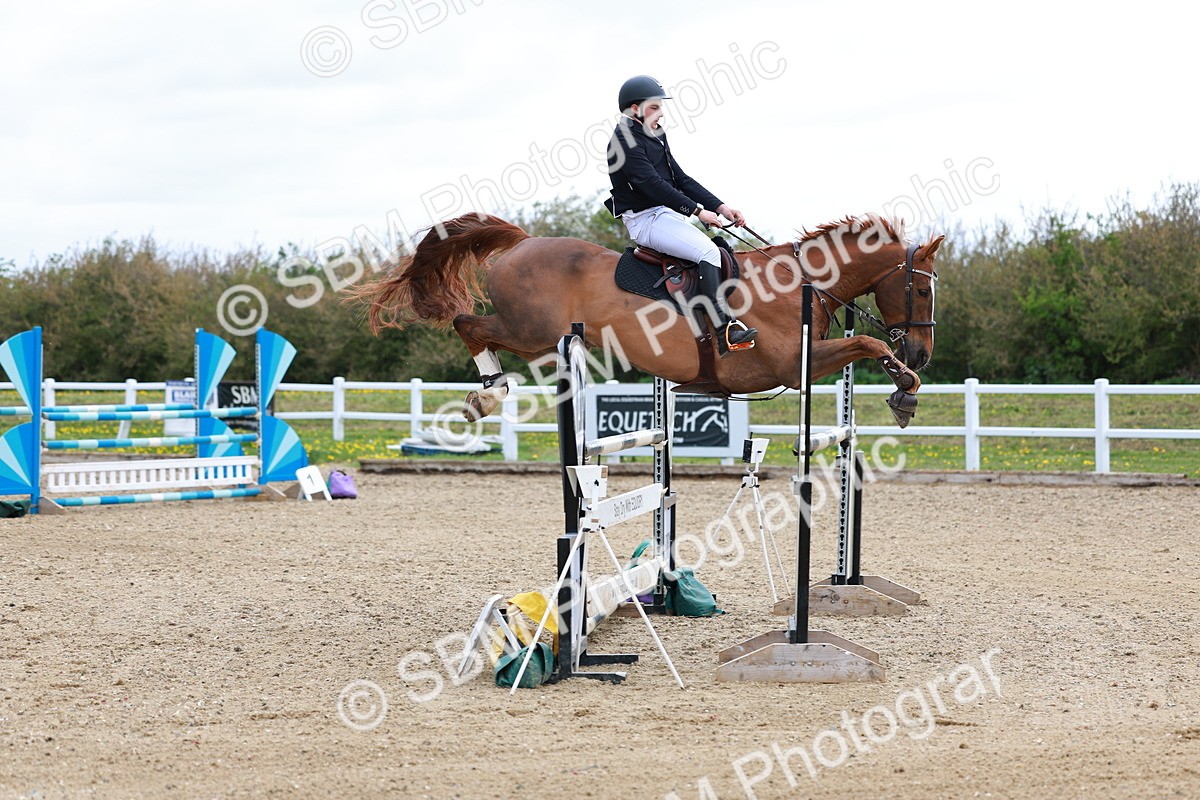 SBM_002615 - Class 11 - Senior Foxhunter - 1.20m