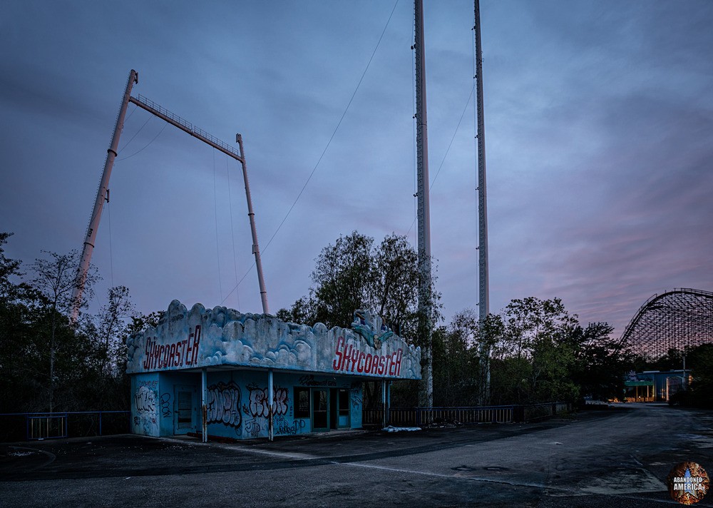 Abandoned Six Flags New Orleans La Skycoaster Entrance