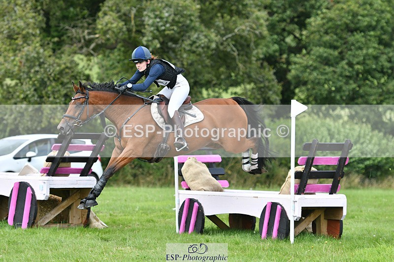 240804-153408-17686 - 652-Tessa_Arthur-FIDGET