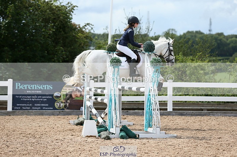 230716A-150532-04183 - Class 25a Pony Fox & 1.10 Open