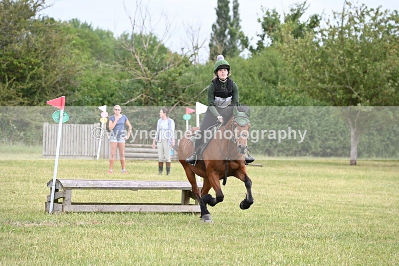 WJ6_6498 - 60cm XC Time 10:17 to 10:49