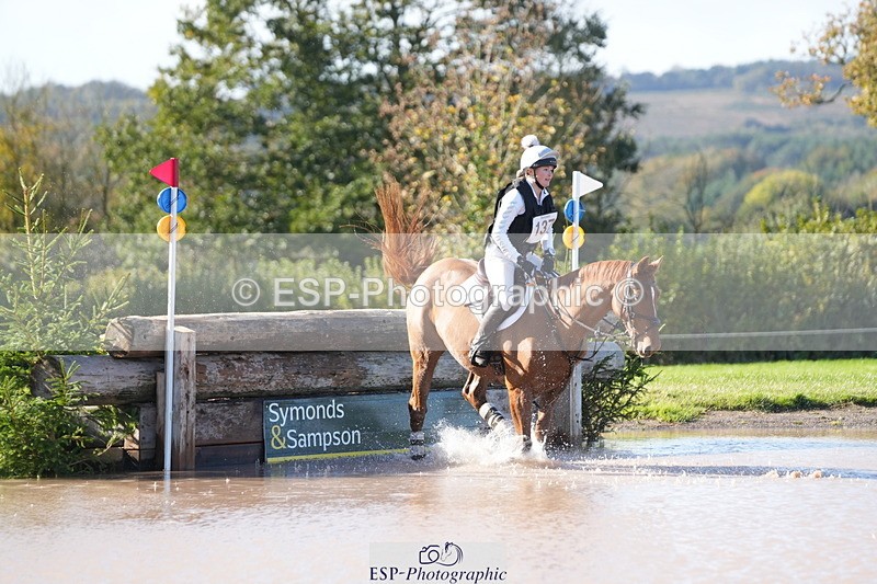 251024A-124323-10765 - B-137-Josie.Reid