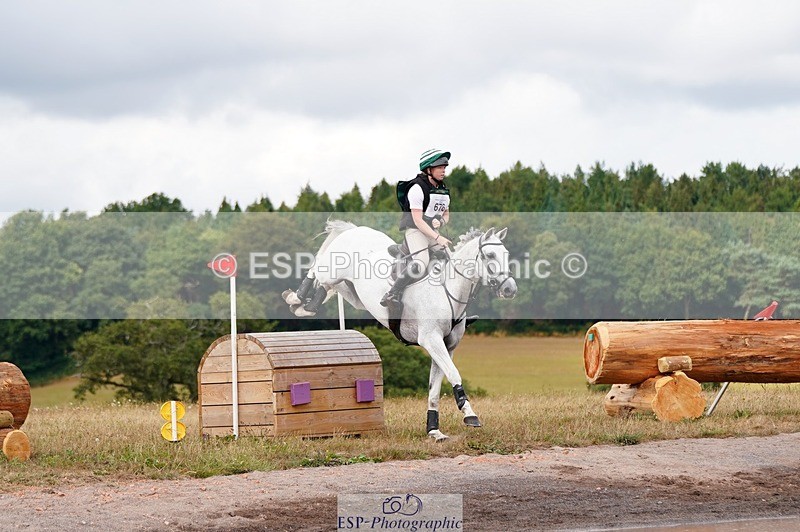 250803A-153348-16607 - P-714-Skye.Pleydell-Bouverie-SUPER.VISION