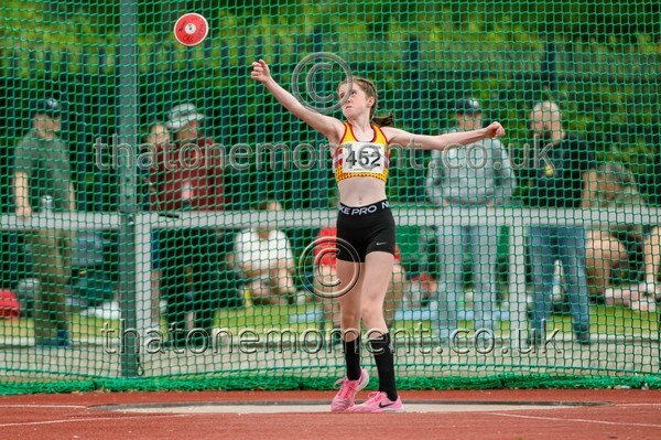 Age25SUN-920340 - Field Female Set Two