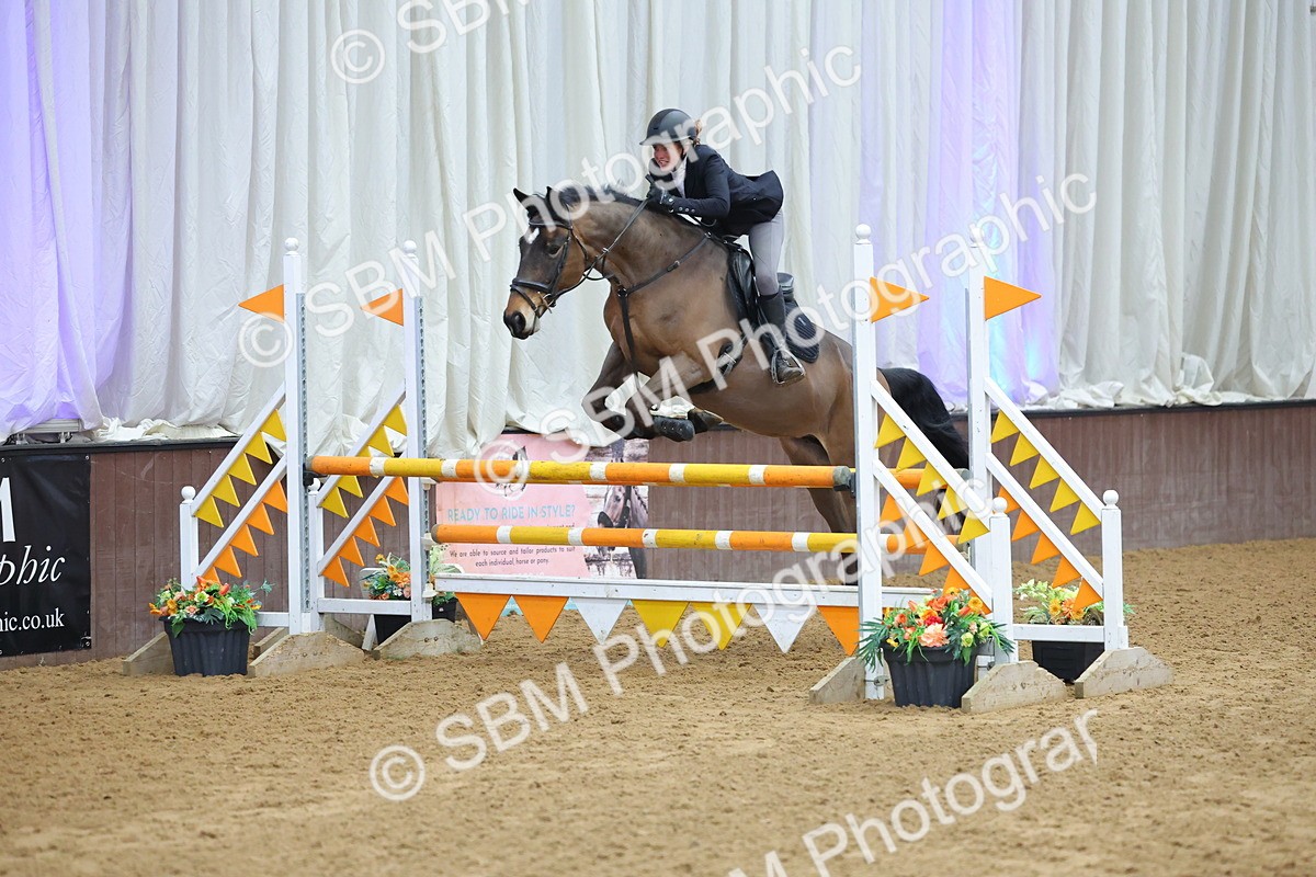 SBM_010181 - Class 21 - Nupafeed Supplements Senior Discovery/ 1m Open - First Round (1.00m)