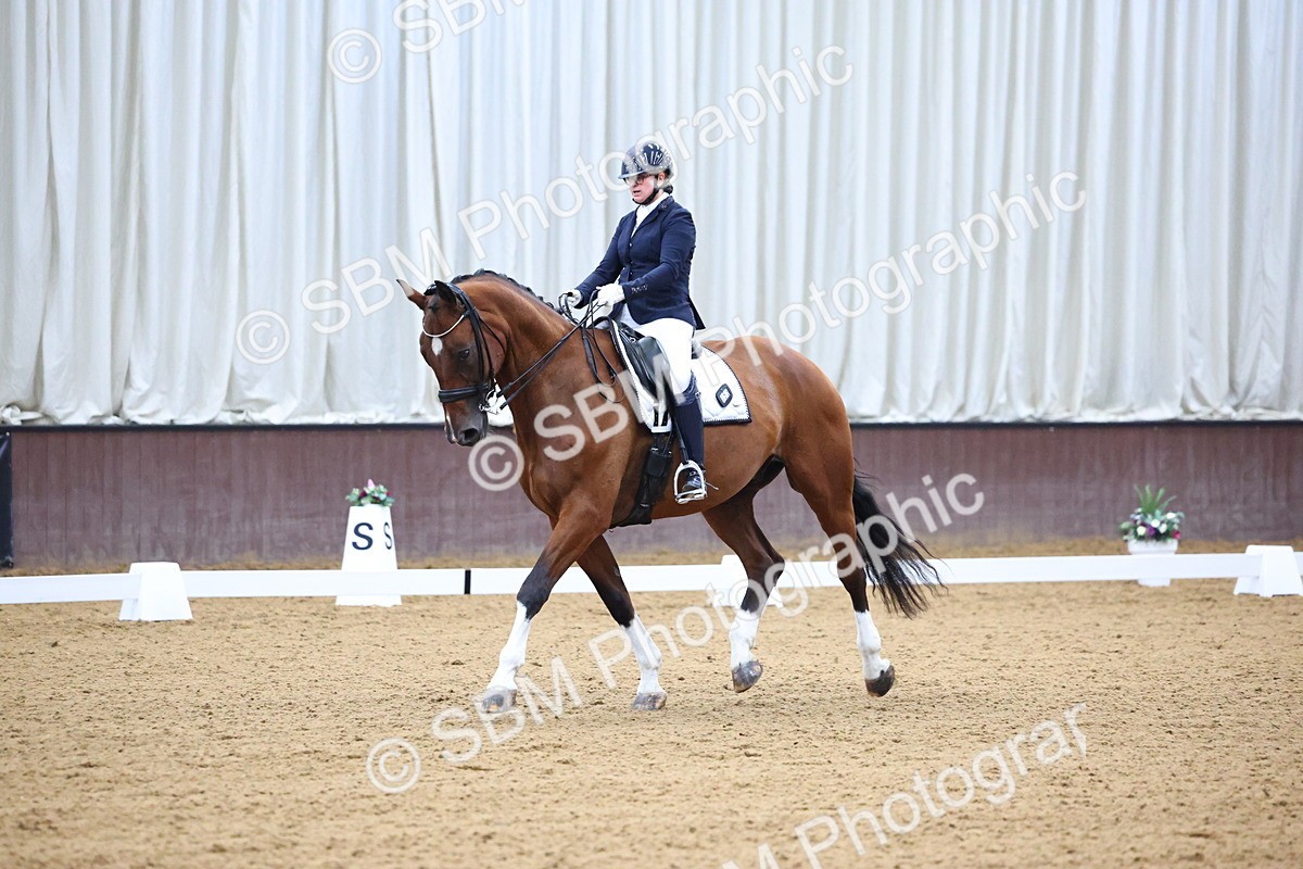 SBM_008489 - Class 8 - AM6 - 17.20-18.08