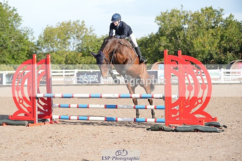 250911-091558-00045 - Cls 8 Clear Round