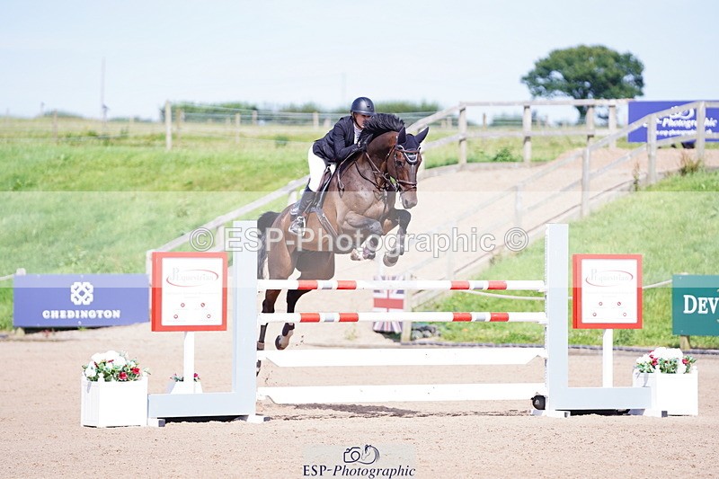 240803A-153002-08926 - Cls 32 National 1.30m Open