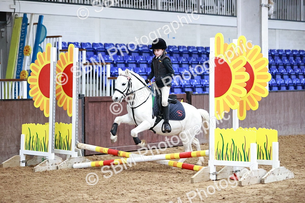 SBM_000241 - Class 1 - Cross Pole Jumping 30cm 40cm