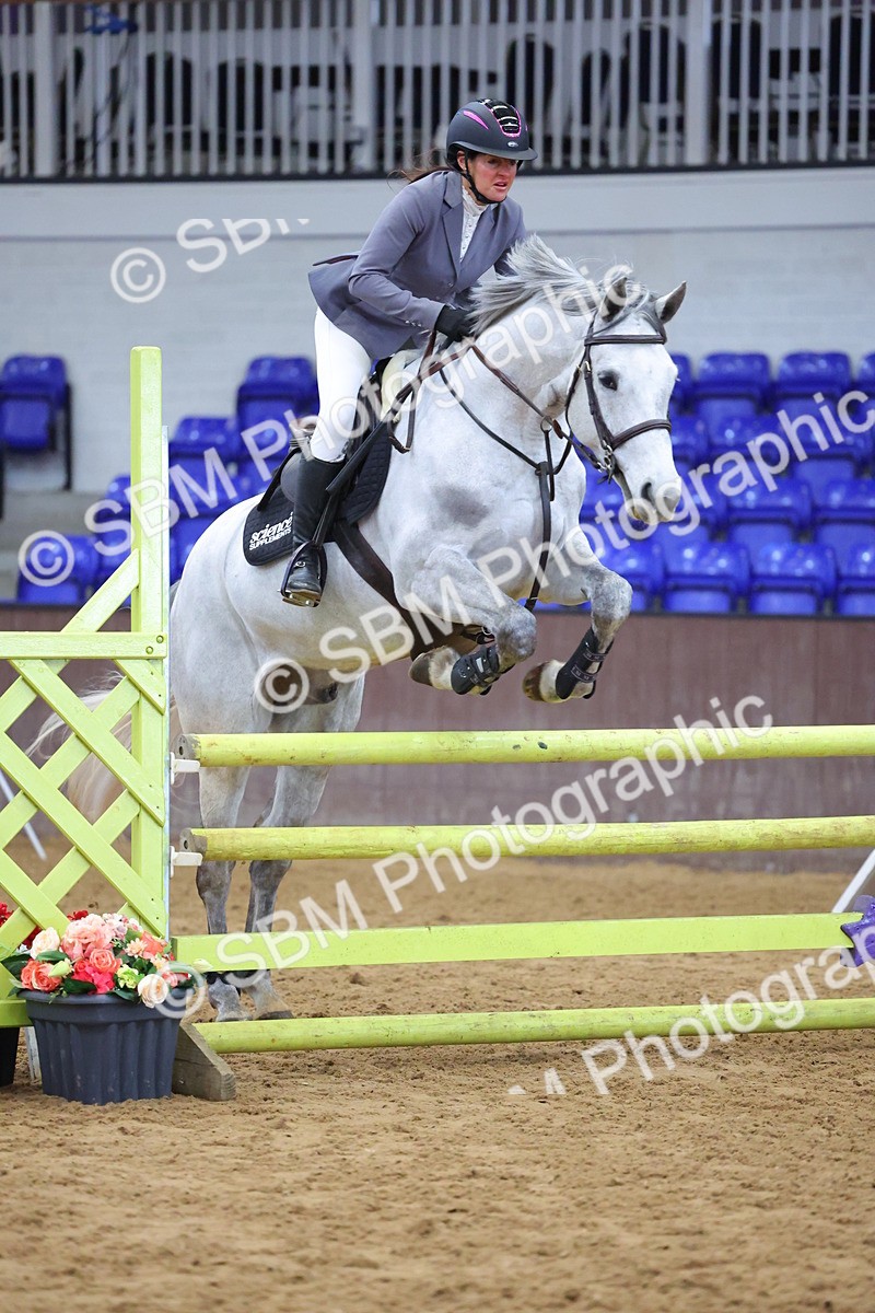 SBM_009579 - Class 20 - Senior British Novice/ 90cm Open - First Round (0.90m)