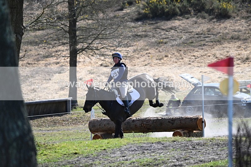 WJ6_2542 - Time 11:00 to 11:24