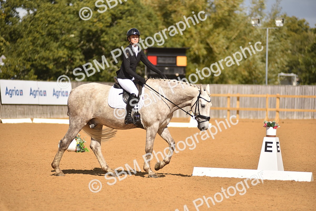 SBM_03329 - D4 - Small Tour Championship Intro 4