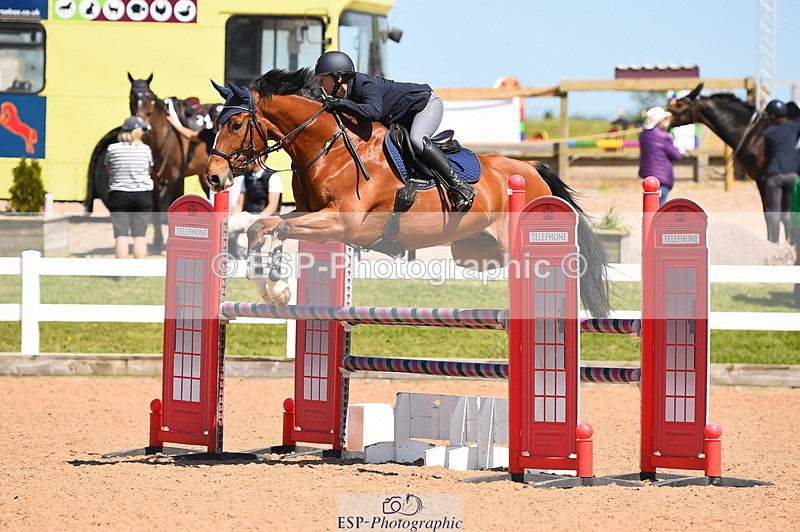 230526A-150624-02042 - Cls 12 1.05m Amateur Quali