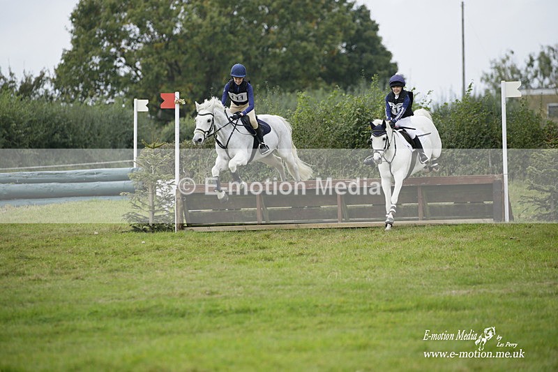 WWHT 171021 2128 - Novice Pairs (0.80m)  17/10/21