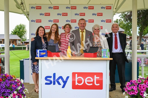 270724-Race 5-Theme Park-9813 - Race 5 4.35pm Sky Bet Prize Drop Handicap
