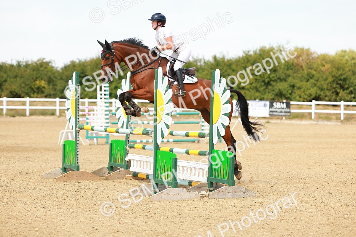SBM_003500 - Class 12 -  1.05m Amateur Championship Qualifier
