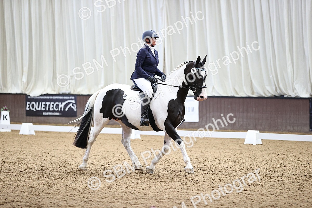 SBM_000995 - Novice 4 Warm Up