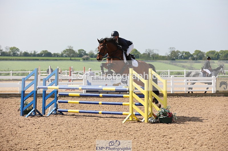 240510A-104033-05841 - Cls 14 Discovery and 1m Open