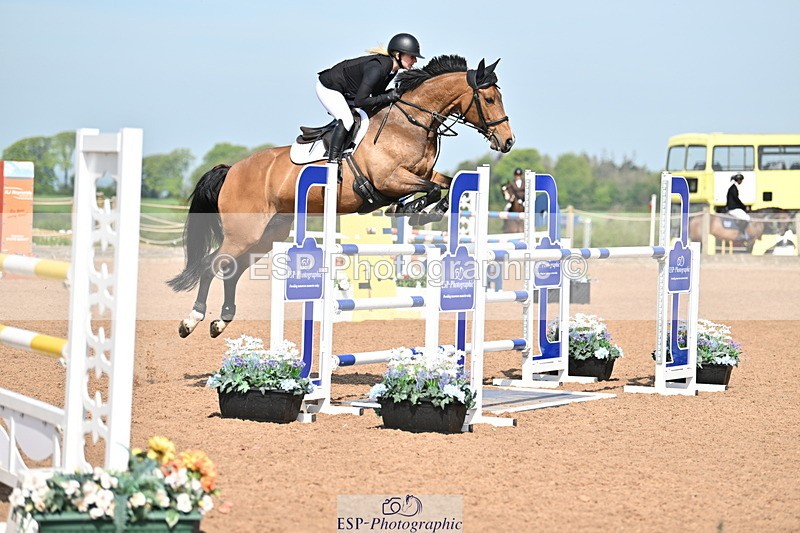 240510A-102857-05010 - Cls 21 Snr 1.20m Open