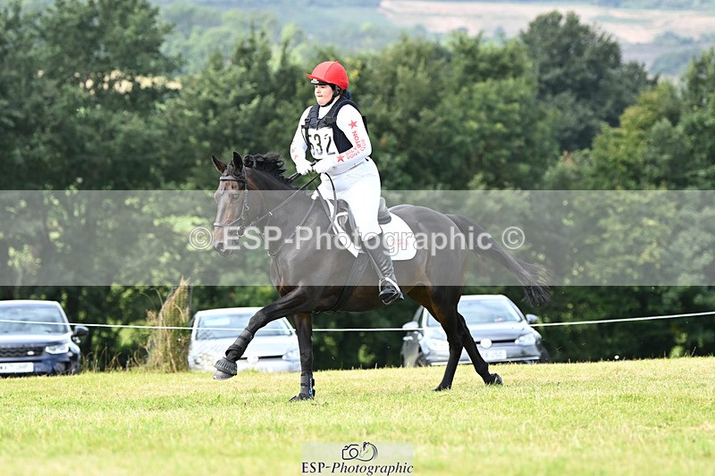 240825X-105346-31217 - 70cm XC 10.00 to 11.00