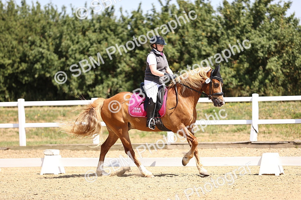 SBM_010400 - Novice 5 - 11.20-12.23