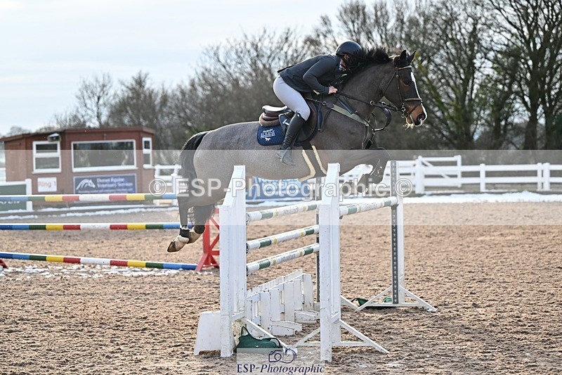 250111-142310-00568 - Cls 13 Foxhunter and 1.20m Open