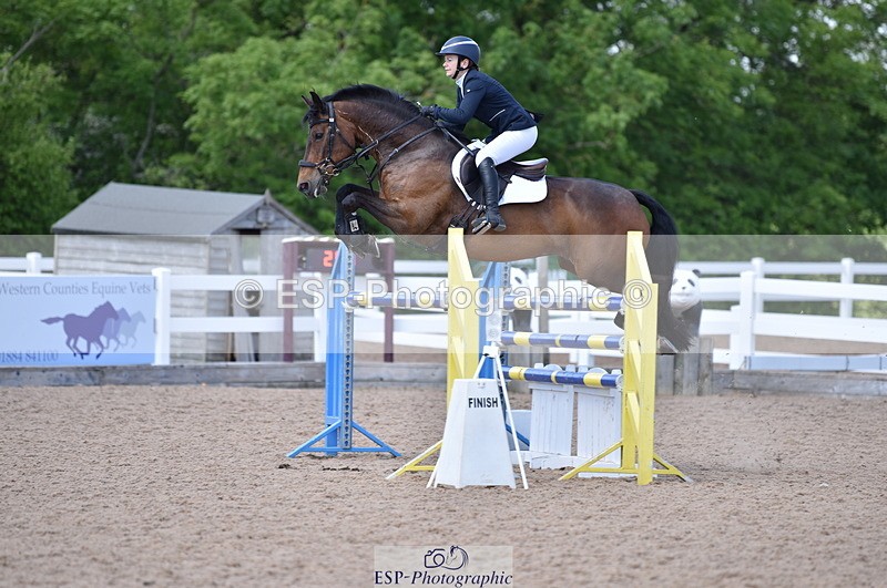 230531A-133406-00466 - Cls 5 Foxhunter & 1.20m Open