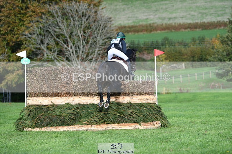 251024A-150644-13677 - C-230-Ciara.O.Connor