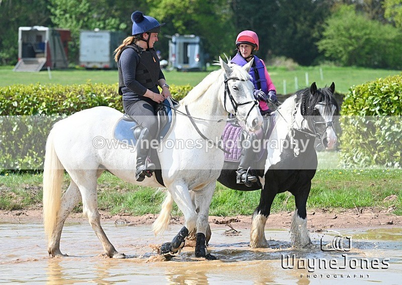 WJ7_7056 - The stables at Tweseldown 27-04-25