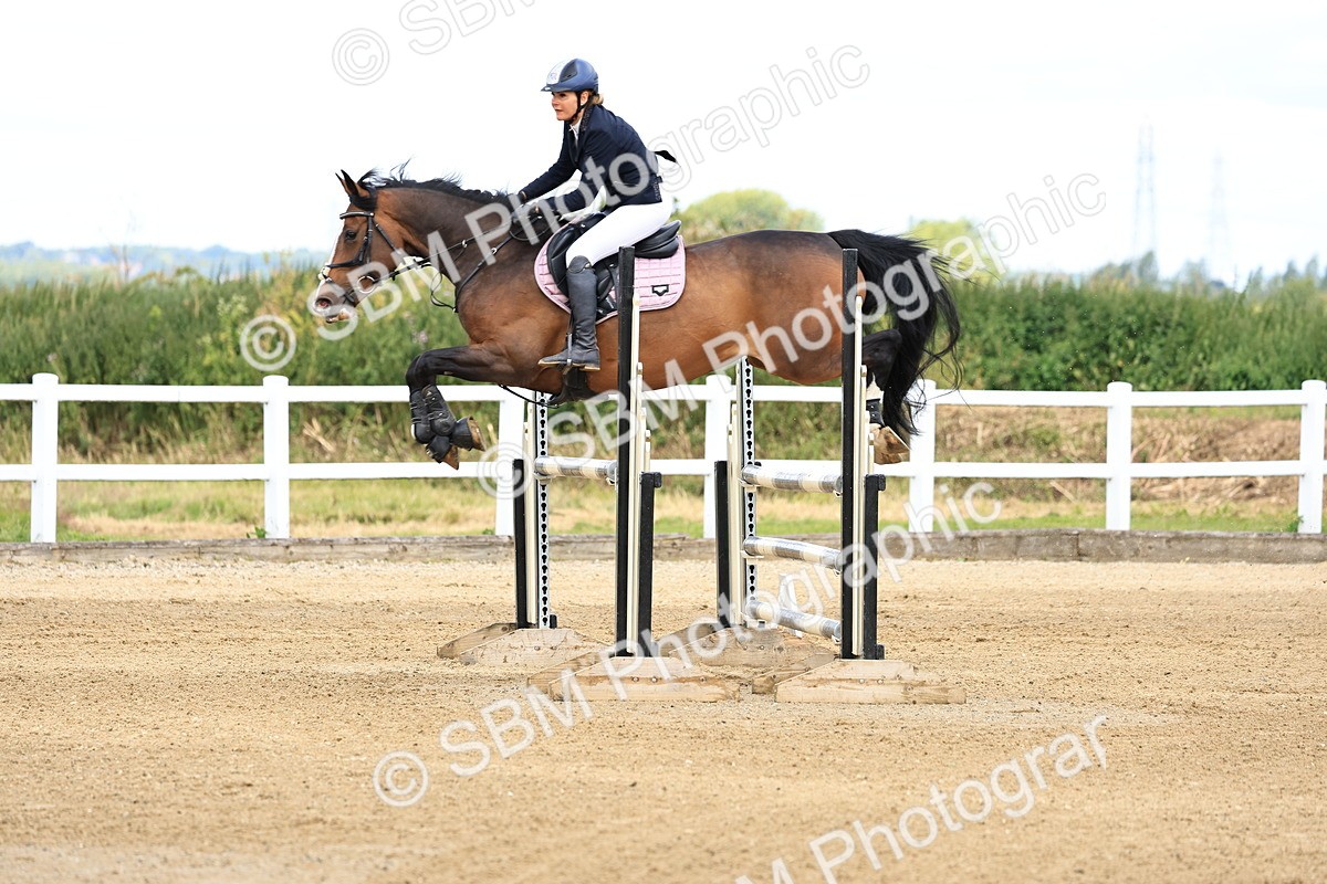 SBM_003878 - Class 10 - Senior 1.05m Open