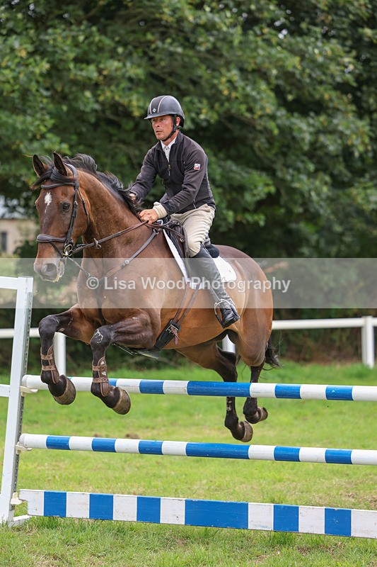 3E7A8276 - Class 7: Senior Newcomers/1.10m open