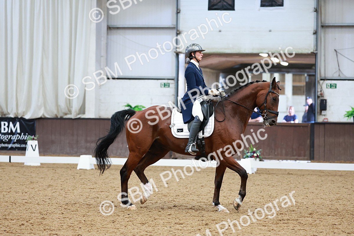 SBM_016458 - Class 5 - FEI INT II - 17.24-18.20