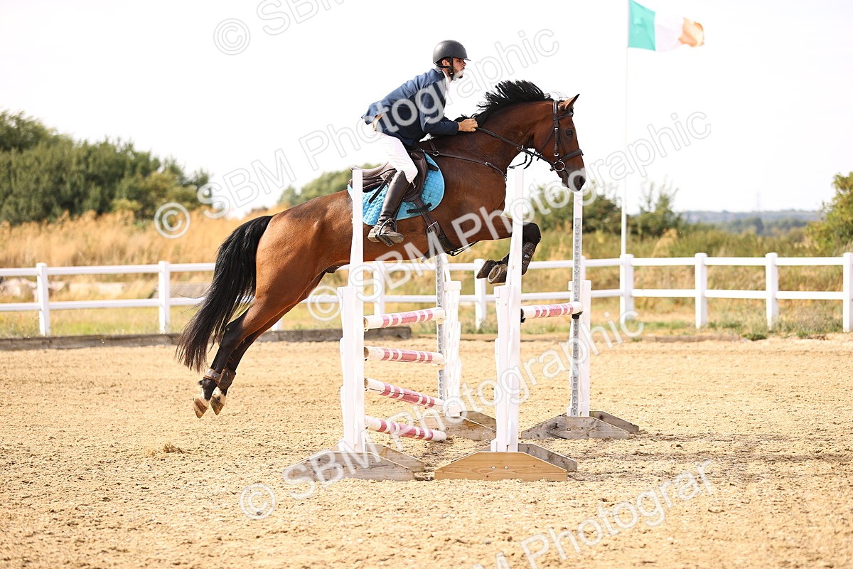 SBM_001696 - Class 6 - Senior Newcomers 1.10m