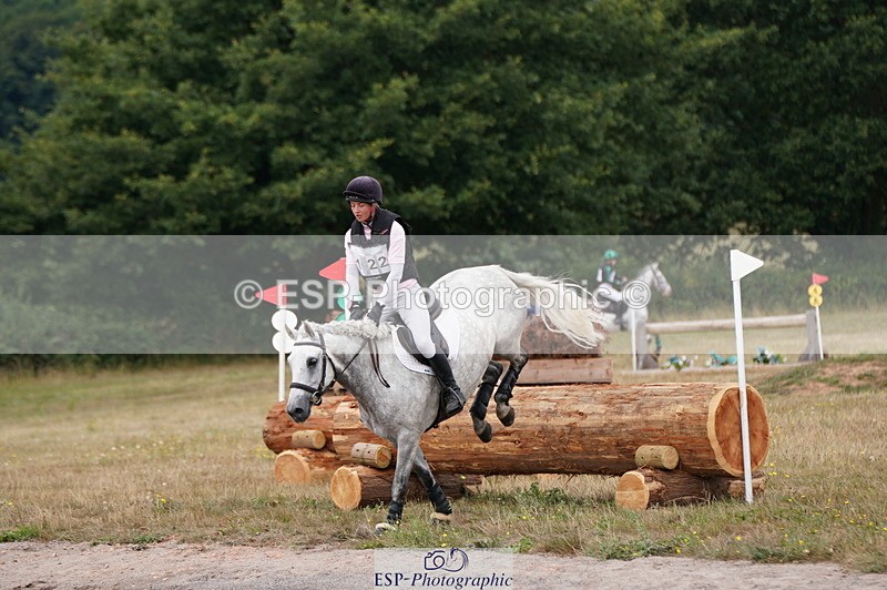 250802A-120826-03908 - C-122-Emma.Langfjord-Friend-MOUNTROSS.FIONN