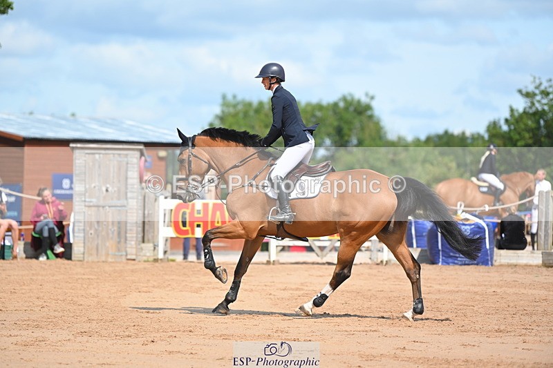 230721A-104628-05435 - Cls 6, 2 Star Medium 1.35m