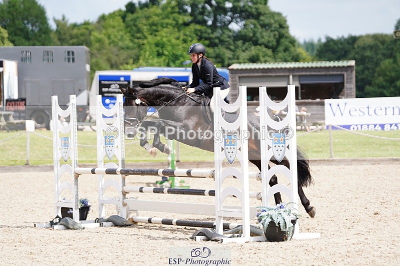 250613A-104940-01292 - Cls 10 British Novice and 90cm Open