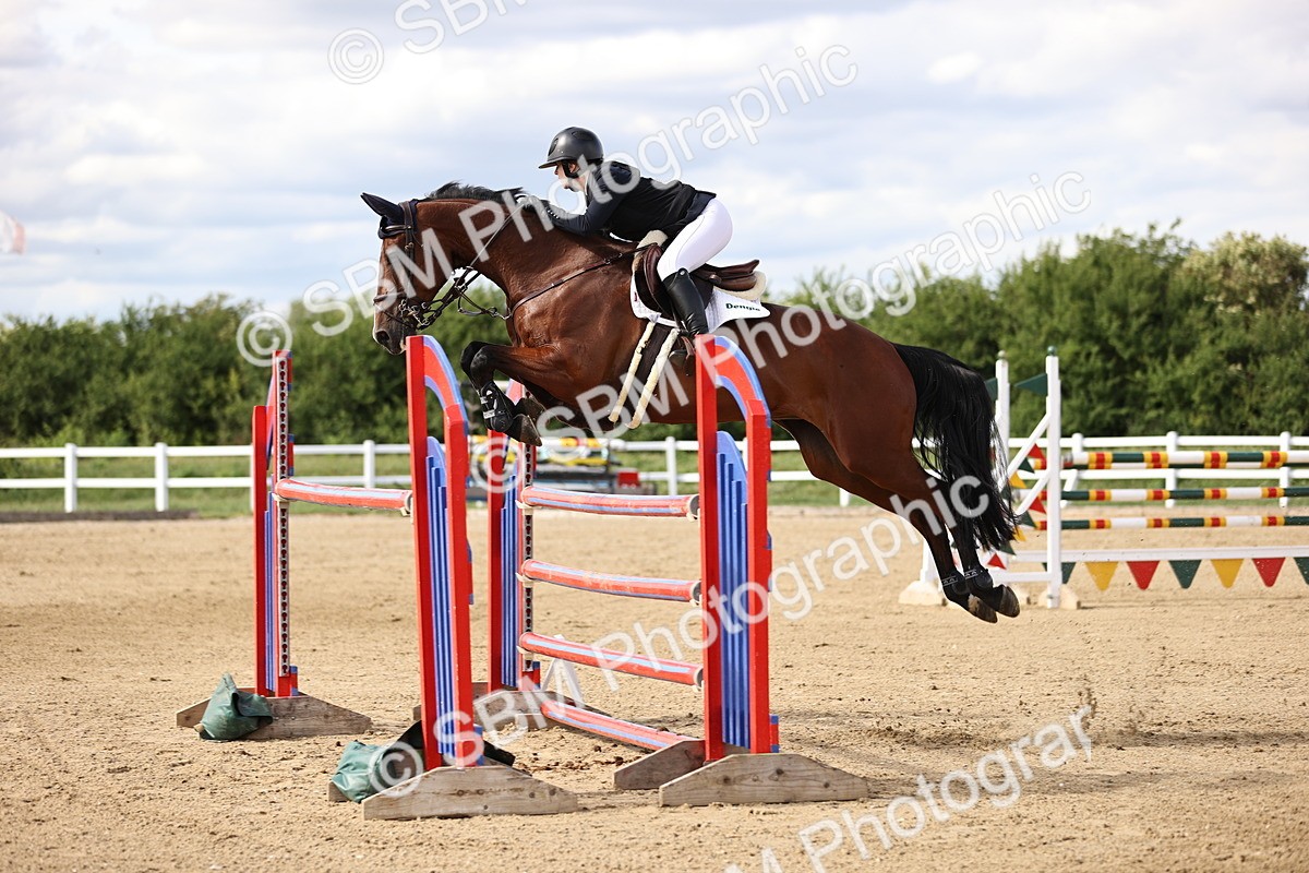 SBM_003683 - Class 13 - Senior Foxhunter - 1.20m